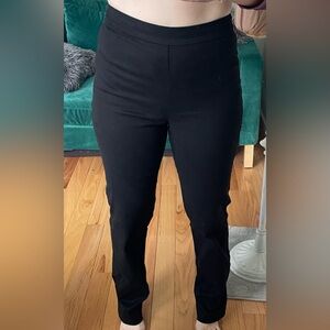 Reformation Black Straight Leg High Waisted Side Zip Viscose Blend Pants EUC 4